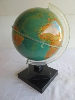 globe terrestre /socle plastic noir
