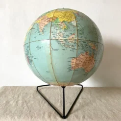 Globe terrestre vintage Girard et Barrère années 50