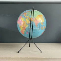 Globe terrestre vintage Girard et Barrère - Années 50-60 - piètement string - Ref 1153