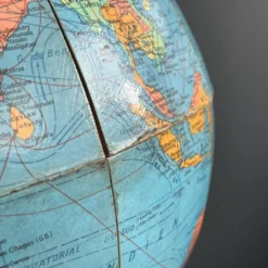 Globe terrestre vintage Girard et Barrère - Années 50-60 - piètement string - Ref 1153