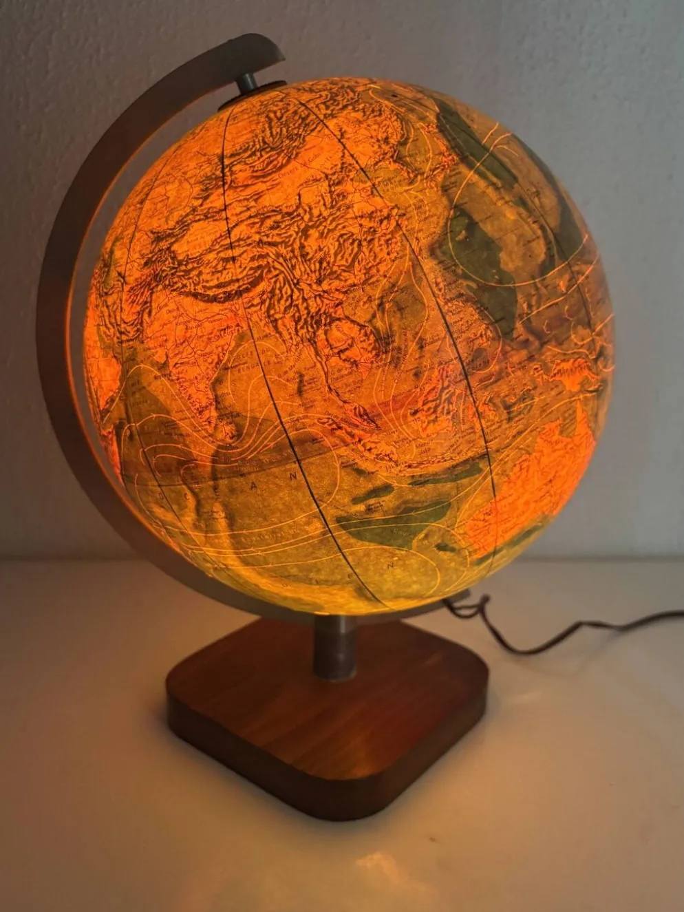 Globe terrestre vintage 1979 mappemonde bois Taride Paris France - 35 cm