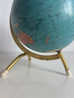 Globe terrestre vintage 1967 mappemonde dorée tripode Taride - 23 cm