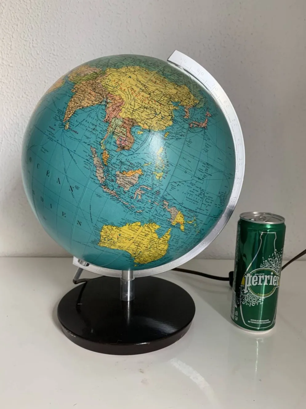 Globe vintage 1976 terrestre allemand (français) JRO Wechselbild - 34 cm