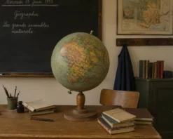 Globe vintage 1950 terrestre Girard et Barrère et Thomas - 46 cm