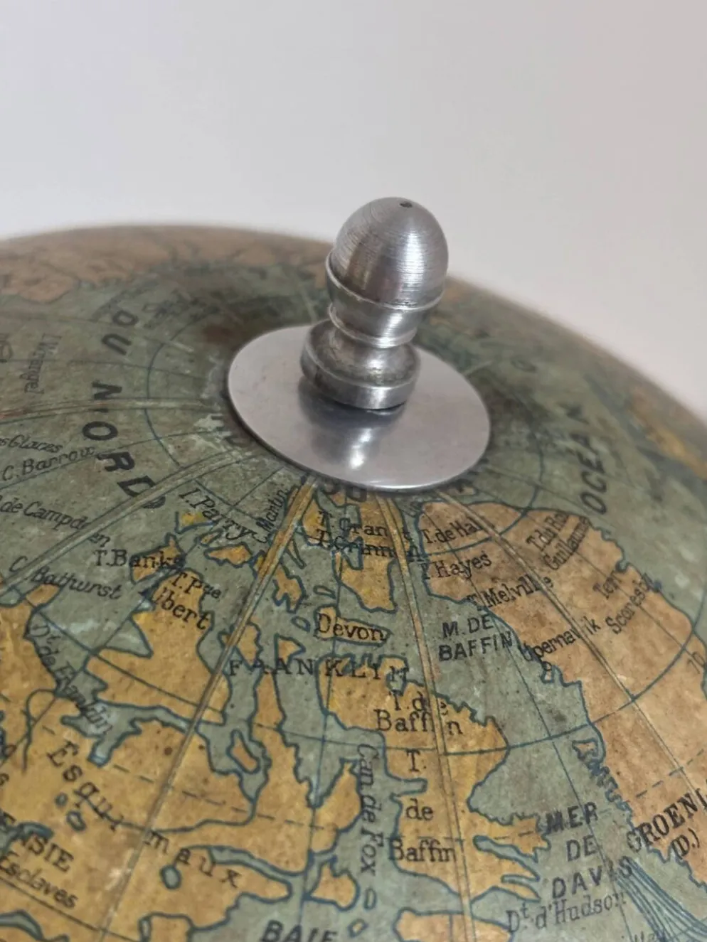 Globe vintage 1950 terrestre Girard et Barrère et Thomas - 33 cm