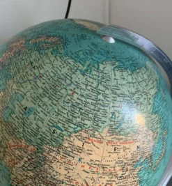 Globe vintage 1960 terrestre JRO Verlag bois PVC mappemonde - 43 cm