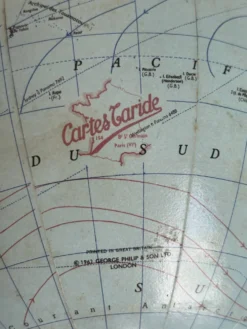 Globe vintage 1962 terrestre mappemonde verre tripode Taride - 28 cm