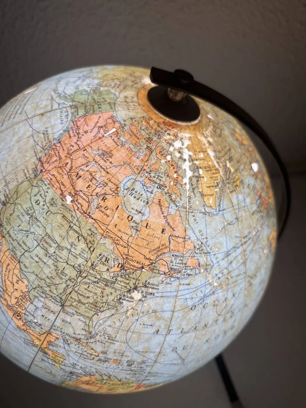 Globe vintage 1962 terrestre mappemonde verre tripode Taride - 28 cm