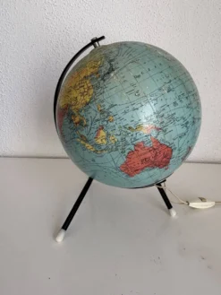Globe vintage 1962 terrestre mappemonde verre tripode Taride - 28 cm