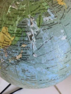 Globe vintage 1960 terrestre verre Girard et Barrère mappemonde - 27 cm