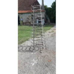 Égouttoir à bouteilles ancien 