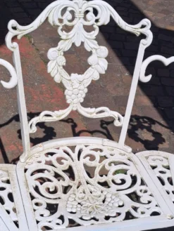Grand banc de terrasse ou jardin, en fonte, déco vintage
