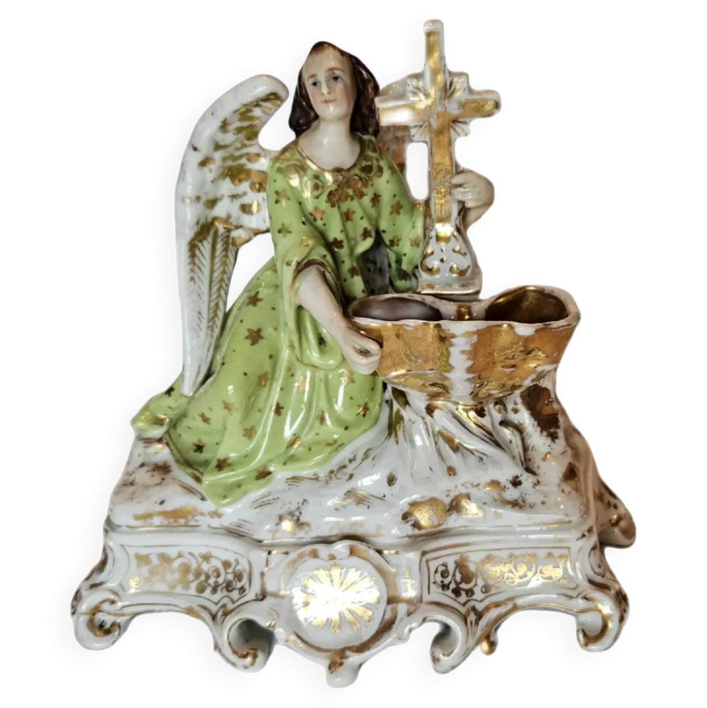 Grand bénitier en porcelaine de Paris Ange doré