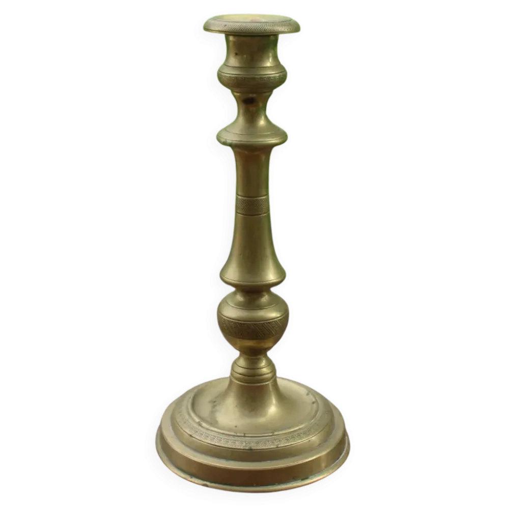 Grand bougeoir ancien en laiton tourné et décoré – H30 cm