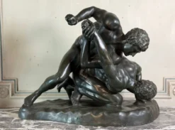 Grand bronze d’après l’antique conservé aux Offices à Florence, les lutteurs vers 1880