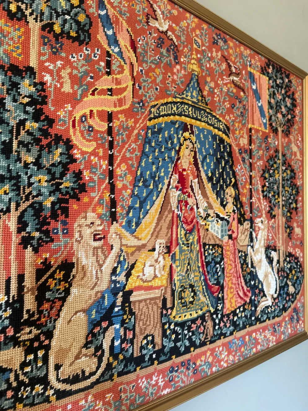 Grand canevas brodé "La Dame à la Licorne" – À mon seul désir – Encadr