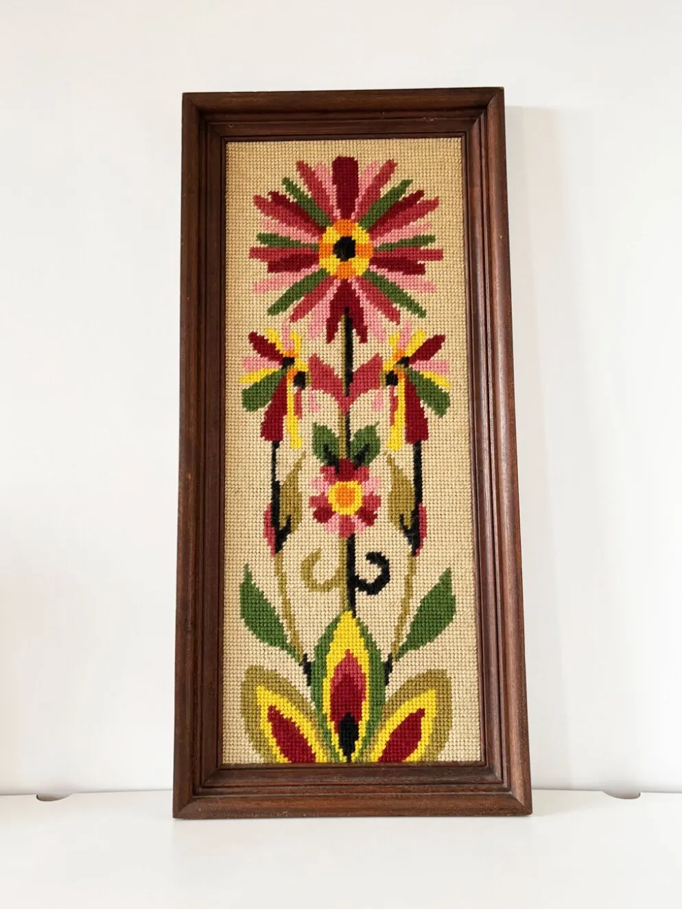 Grand canevas tapisserie laine fleur 1970