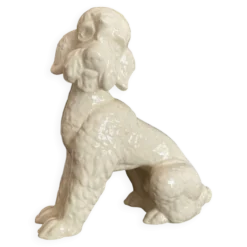 Grand caniche, chien en céramique émaillée, années 20-30