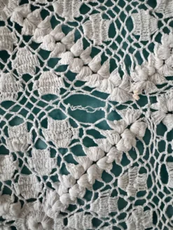 Grand dessus de lit vintage au crochet fait main