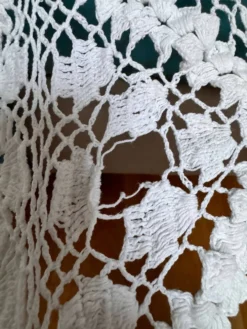 Grand dessus de lit vintage au crochet fait main