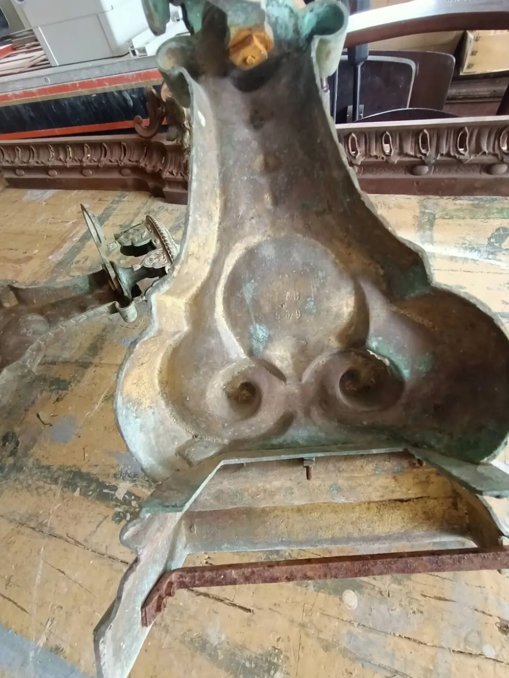 Grand Devant Cheminée Bronze 49cm 11kg - Marqué DB 539 - Barre 113cm