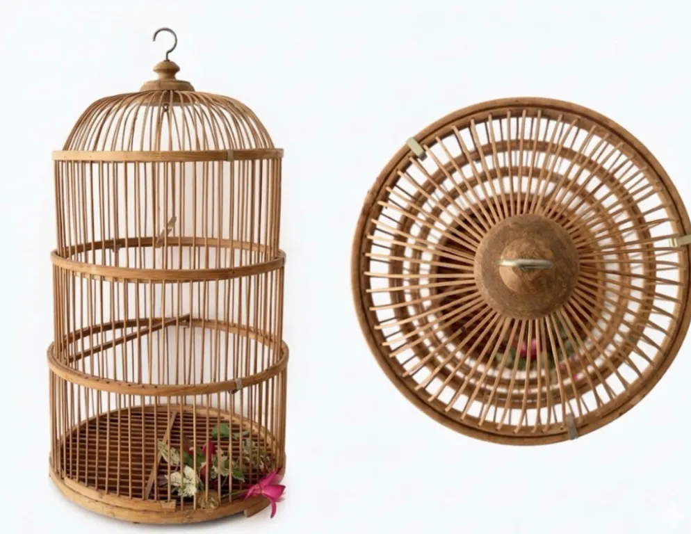 Grande Cage à oiseaux en bambou et rotin des années 70