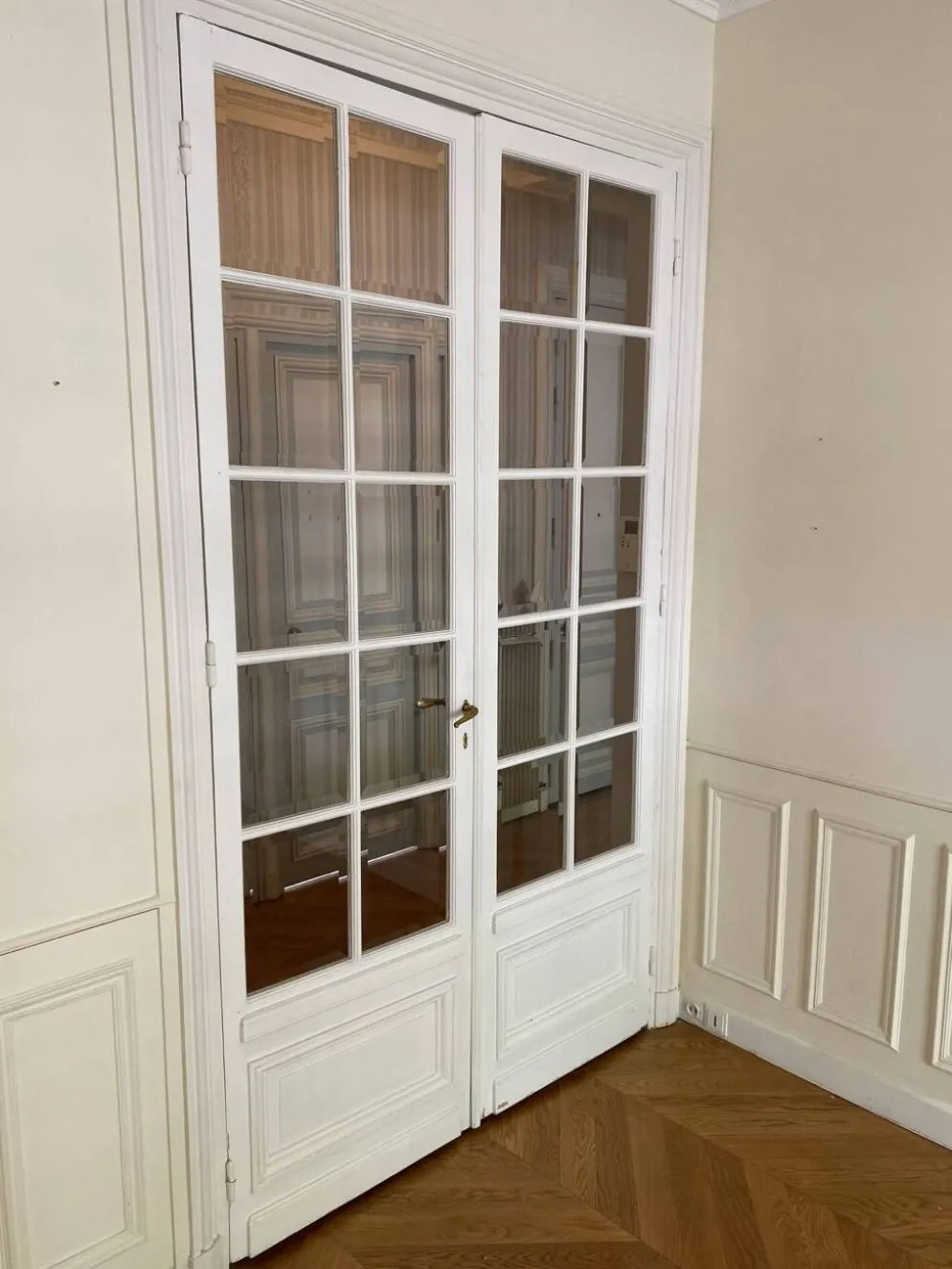 Grande double porte haussmannienne vitrée, Paris fin XIXe siècle