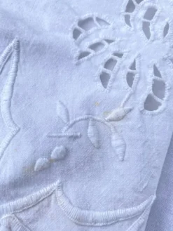 Grande Nappe ancienne brodée 190x260