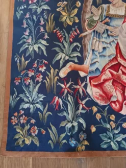 Grande tapisserie Jules Pansu – La Dame au coffret – Point d’Halluin