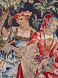 Grande tapisserie Jules Pansu – La Dame au coffret – Point d’Halluin
