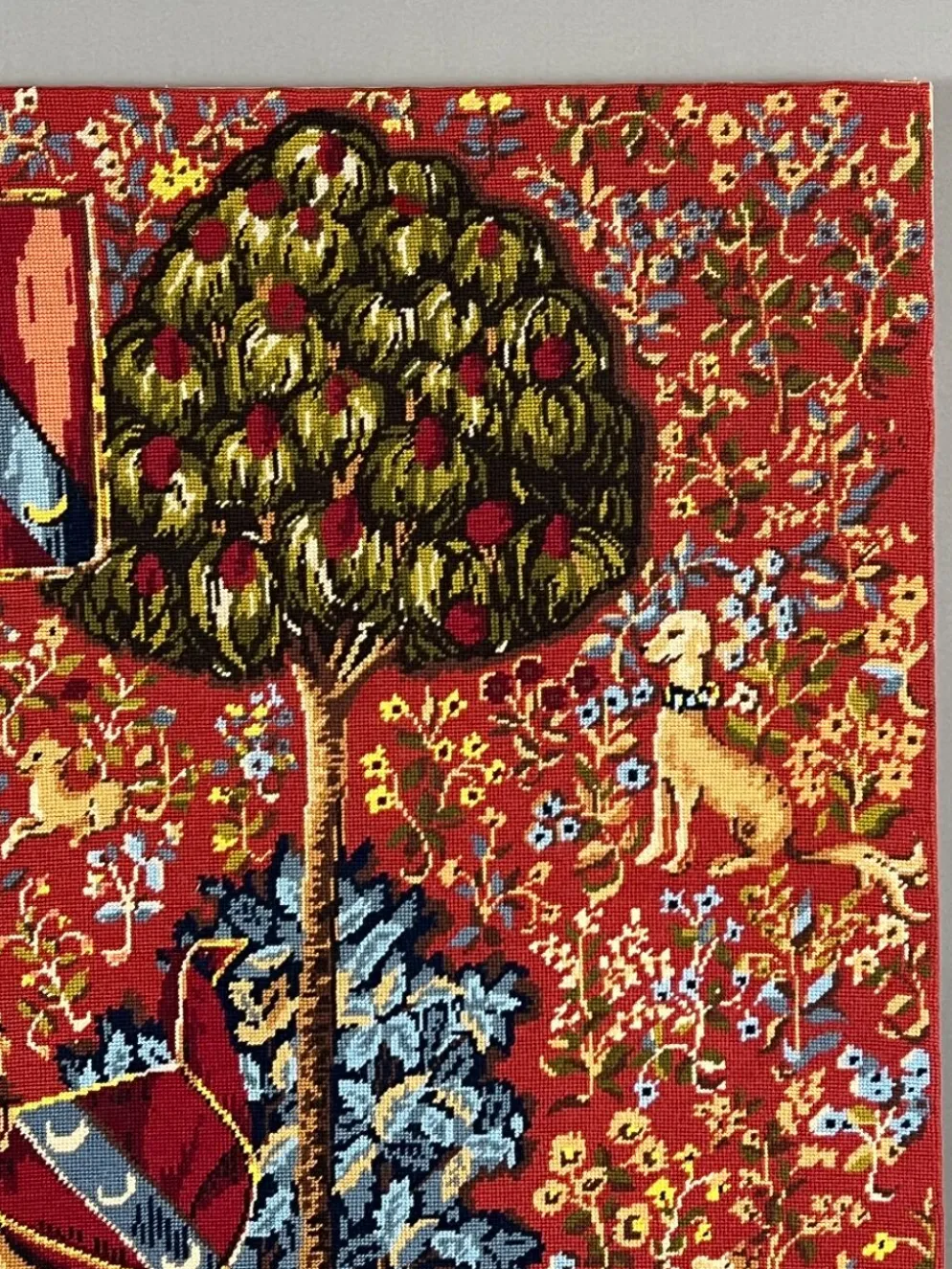 Grande tapisserie murale, « La Dame à la Licorne »