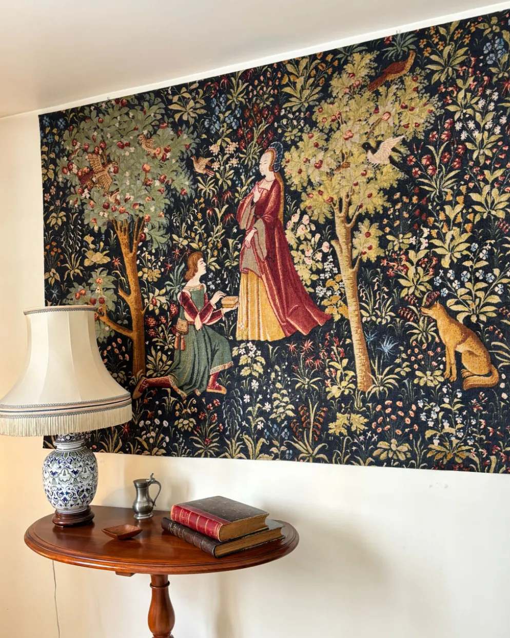 Grande tapisserie Robert Four Aubusson – Verger médiéval – 140 x 190 c