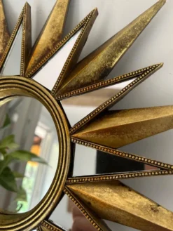 Grande étoile décorative avec miroir mural