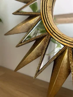 Grande étoile décorative avec miroir mural
