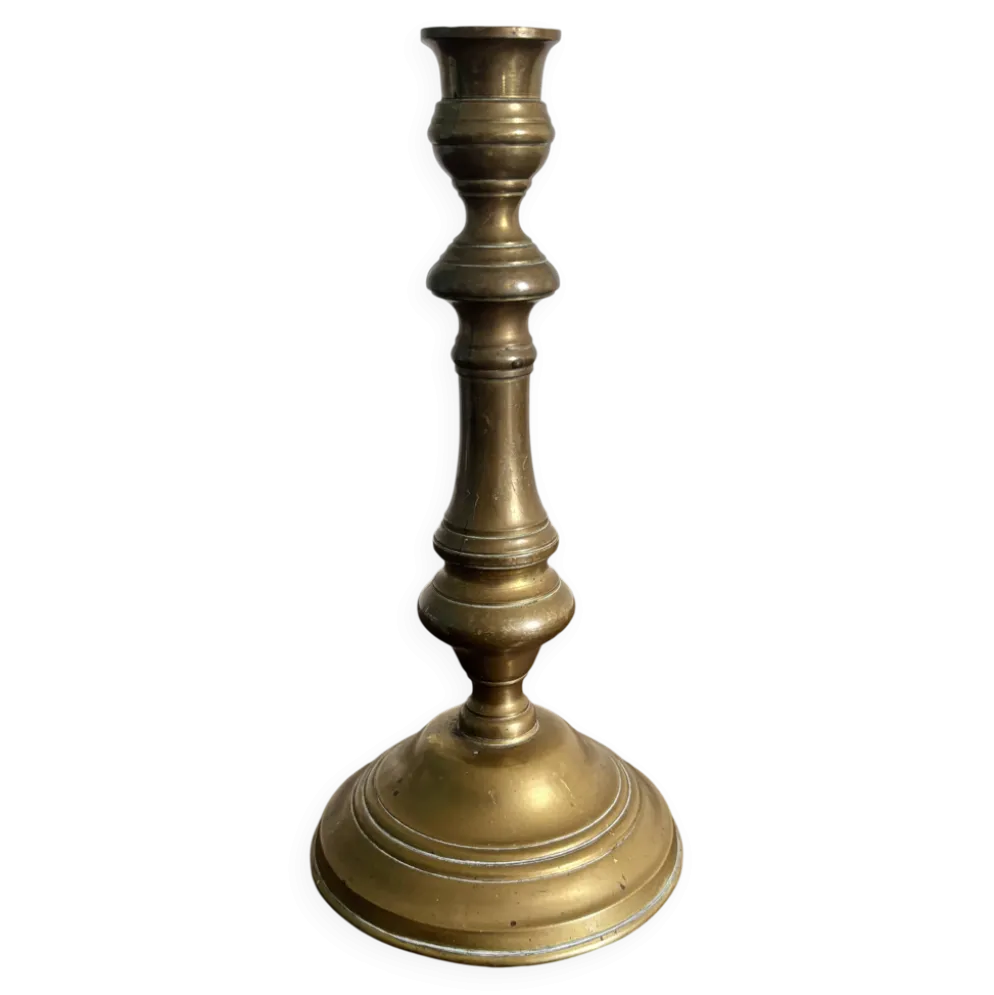 Grand flambeau / bougeoir ancien en laiton – Style Louis XIV