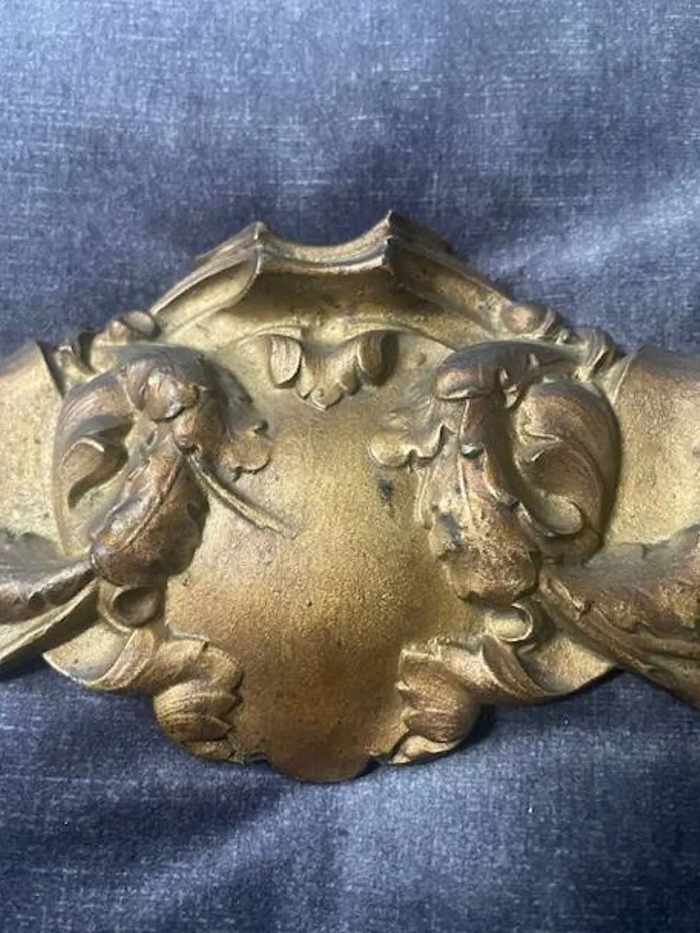grand fronton style Louis XV en bronze numéroté