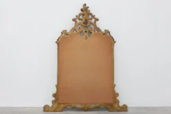 Grand miroir en bois doré de style rococo, Belgique, 20e siècle