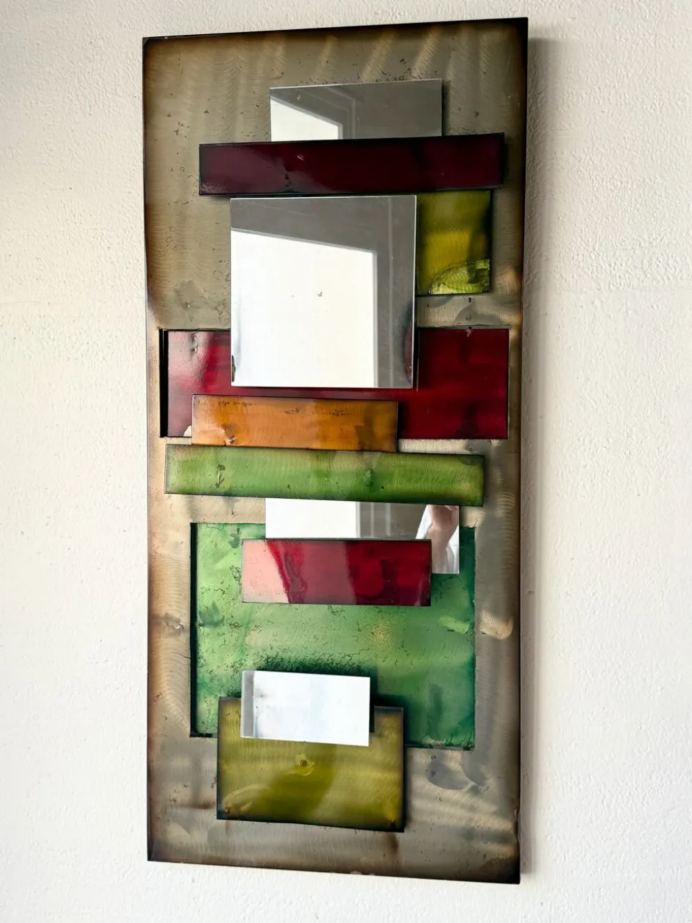 Grand miroir en métal "polychrome" — 1970s