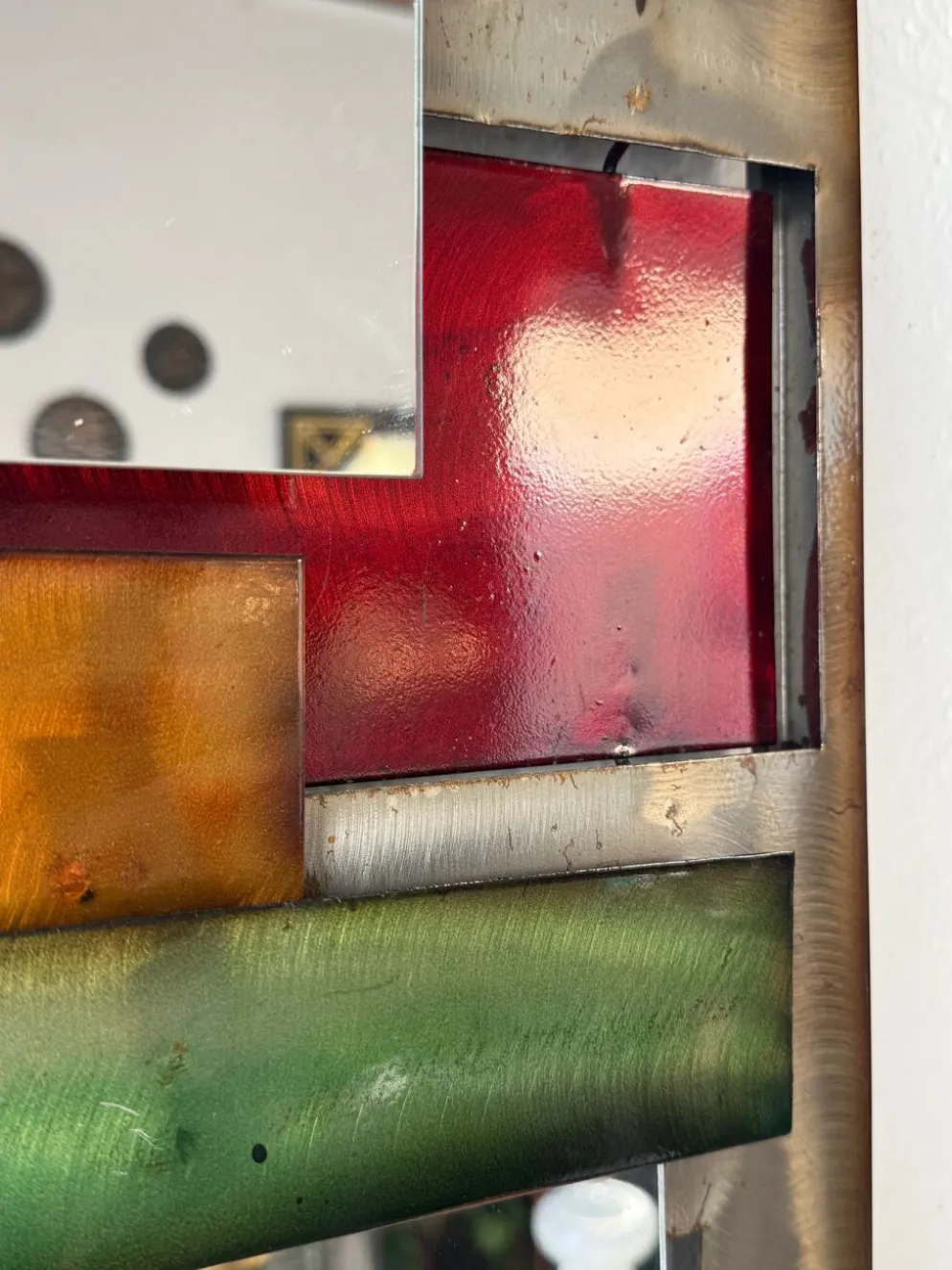 Grand miroir en métal "polychrome" — 1970s