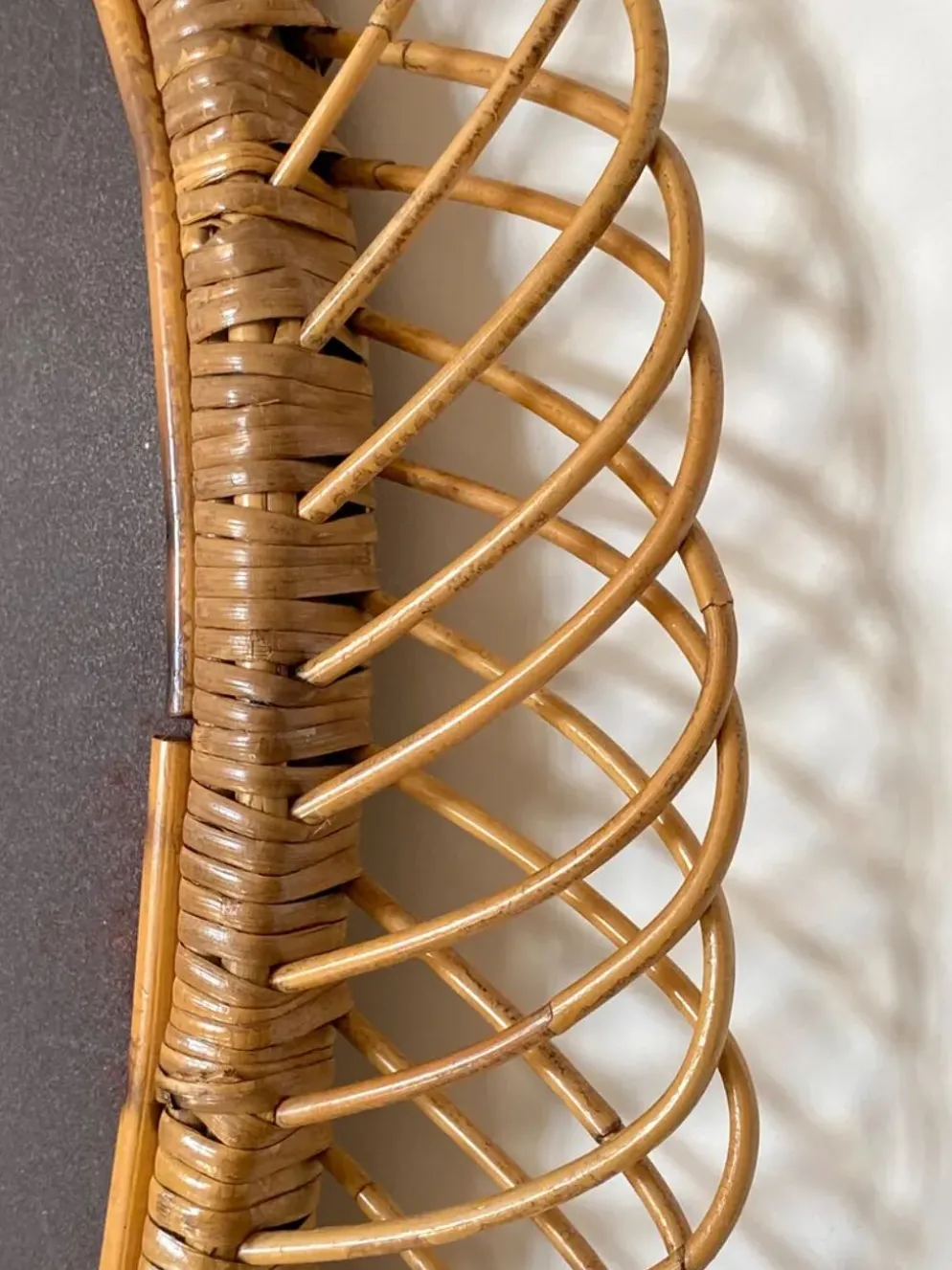 Grand miroir par Franco Albini en rotin et bambou, Italie 1960's
