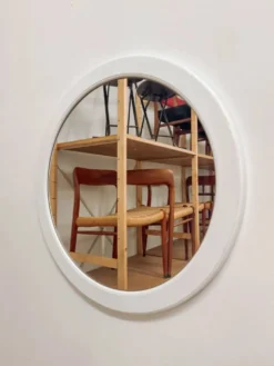 Grand miroir rond vintage avec bord blanc
