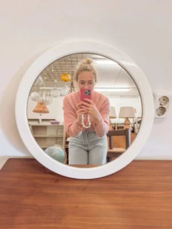 Grand miroir rond vintage avec bord blanc