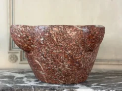 Grand mortier en marbre rose phocéen, XIXème siècle