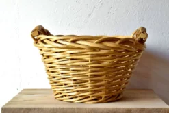 Grand panier de vannerie - Banne en bois tressé