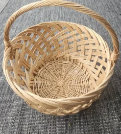 Grand panier en osier tressé main