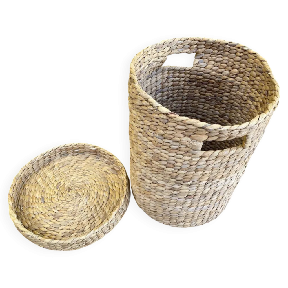 Grand panier à linge / coffre de rangement en jacinthe d'eau tressée couver