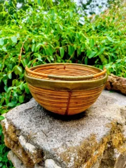 Grand panier rotin laiton Gabriella Crespi années 60