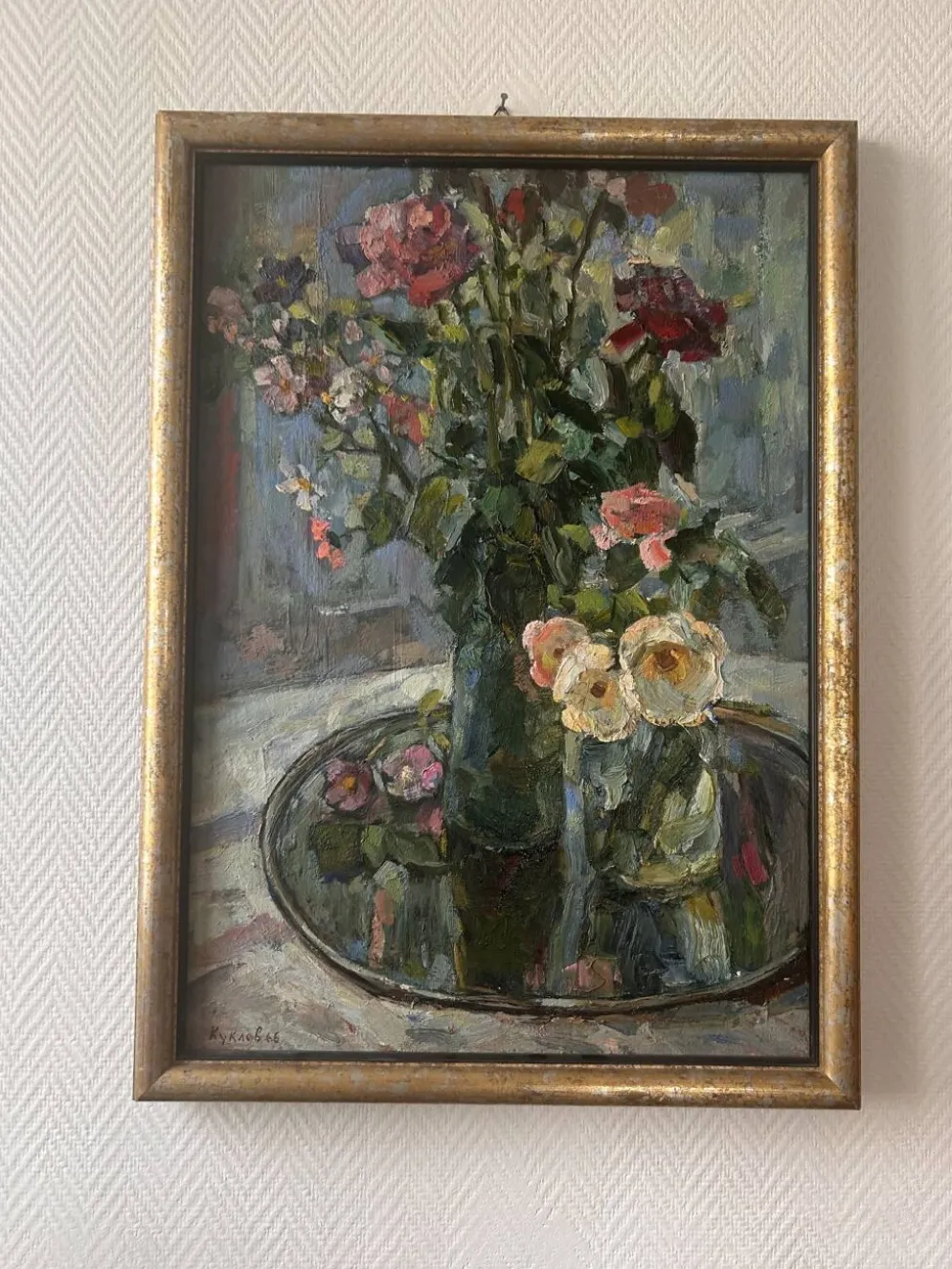 Grand tableau nature morte aux fleurs, école russe du milieu du XXe siècle. L’éloge de la douceur