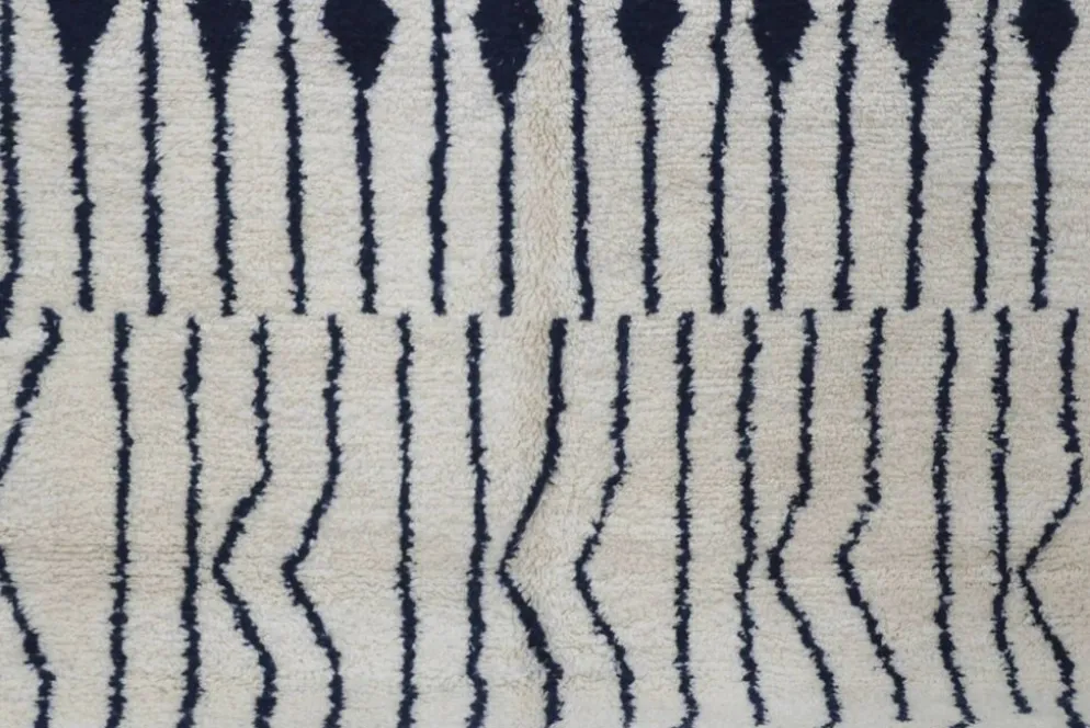 Grand tapis Beni Ouarain 310×210 cm – Ivoire & violet foncé, GO-937