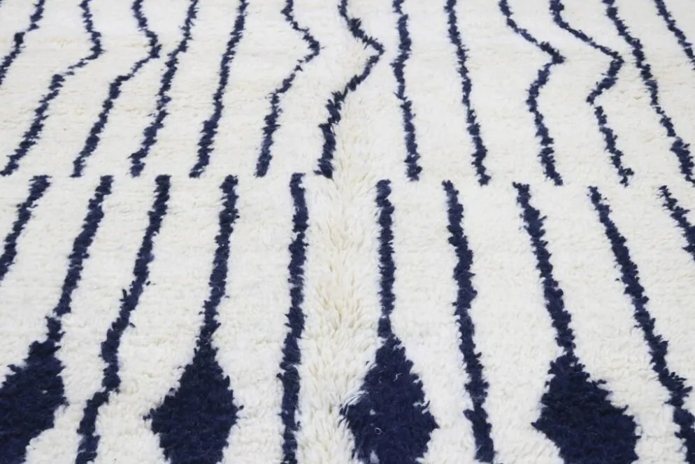 Grand tapis Beni Ouarain 310×210 cm – Ivoire & violet foncé, GO-937